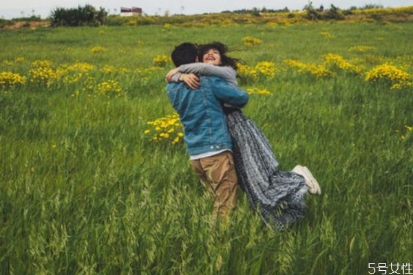 出軌的男人會改好嗎 男人徹底回歸的表現(xiàn) 出軌的男人會改好嗎 男人徹底回歸的表現(xiàn)