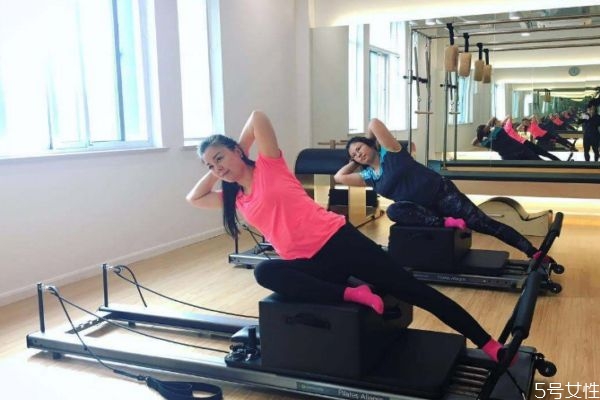 普拉提的練習(xí)動(dòng)作有什么 普拉提應(yīng)該怎么練 普拉提的練習(xí)動(dòng)作有什么 普拉提應(yīng)該怎么練