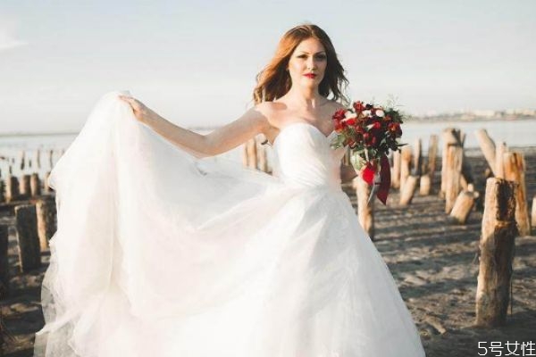 出軌的男人有幾種表現(xiàn) 男人會悔恨自己出軌嗎 出軌的男人有幾種表現(xiàn) 男人會悔恨自己出軌嗎