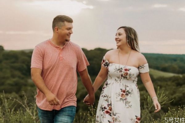 婚姻中什么時候老公容易出軌 老公出軌的常見時期 婚姻中什么時候老公容易出軌 老公出軌的常見時期