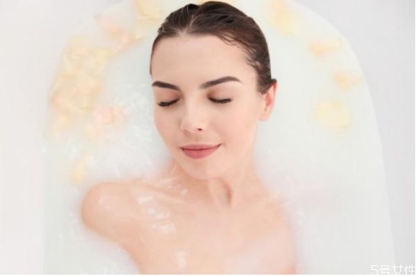 皮膚曬紅了會變黑嗎 皮膚發(fā)黑的主要幾大原因 皮膚曬紅了會變黑嗎 皮膚發(fā)黑的主要幾大原因