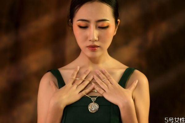 如何增加氣質(zhì) 增加氣質(zhì)的方法 如何增加氣質(zhì) 增加氣質(zhì)的方法