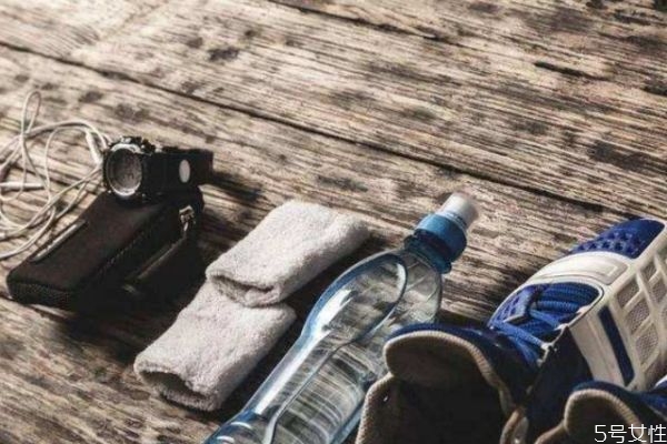 為什么運動前要熱身 運動前熱身的好處 為什么運動前要熱身 運動前熱身的好處