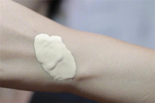 couverturemp粉底液怎么樣 couverturemp粉底液多少錢 couverturemp粉底液怎么樣 couverturemp粉底液多少錢