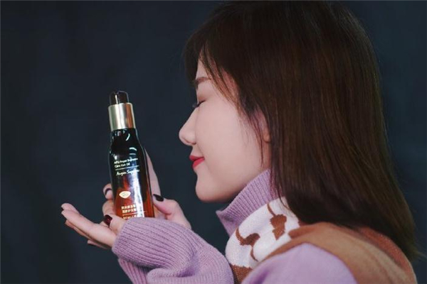 阿芙摩洛哥護(hù)發(fā)精油怎么樣 阿芙摩洛哥護(hù)發(fā)精油好用嗎 阿芙摩洛哥護(hù)發(fā)精油怎么樣 阿芙摩洛哥護(hù)發(fā)精油好用嗎