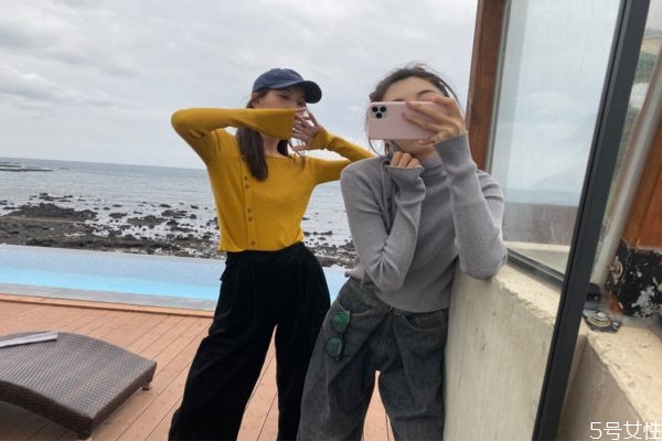 和男生聊什么話題好 主動和男朋友聊天說啥 和男生聊什么話題好 主動和男朋友聊天說啥