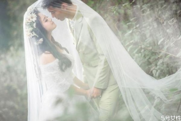 男生暗示不想和你聊天 男生嫌你煩的表現(xiàn)