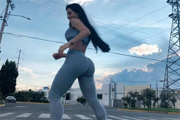 自體脂肪豐臀疼嗎 自體脂肪豐臀是永久的嗎 自體脂肪豐臀疼嗎 自體脂肪豐臀是永久的嗎