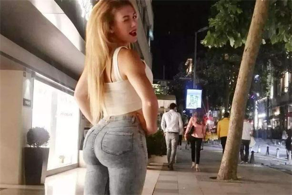 假體豐臀一般多少錢 假體豐臀手術(shù)價(jià)格 假體豐臀一般多少錢 假體豐臀手術(shù)價(jià)格