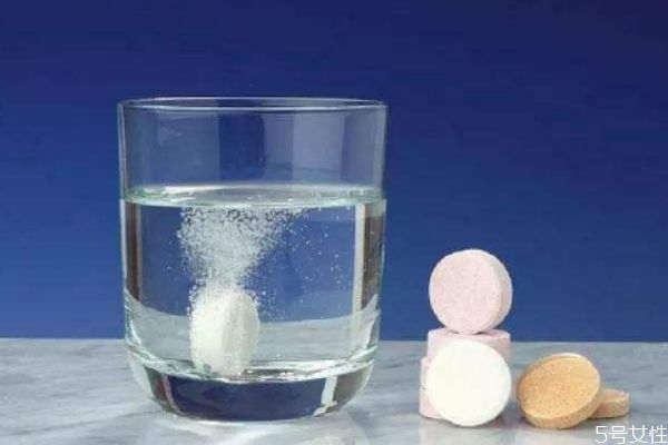 維c泡騰片大人可以喝嗎 成年人喝維c泡騰片有用嗎 維c泡騰片大人可以喝嗎 成年人喝維c泡騰片有用嗎