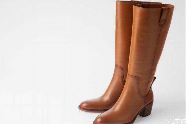 小個子適合穿什么樣的靴子 長筒靴的分類 小個子適合穿什么樣的靴子 長筒靴的分類