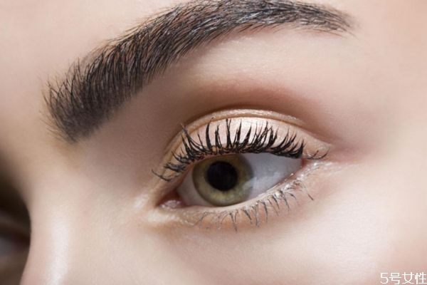 眼部的干紋怎么去除 去除眼部干紋的方法 眼部的干紋怎么去除 去除眼部干紋的方法