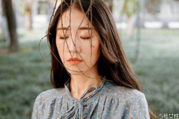 男朋友不愿意公開(kāi)戀情的原因 為什么男朋友不公開(kāi)戀情