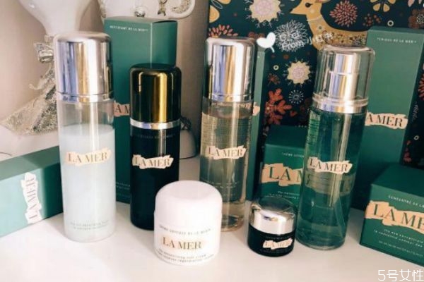 油性皮膚夏天適合用什么護膚品 最適合油皮夏天用的護膚品 油性皮膚夏天適合用什么護膚品 最適合油皮夏天用的護膚品