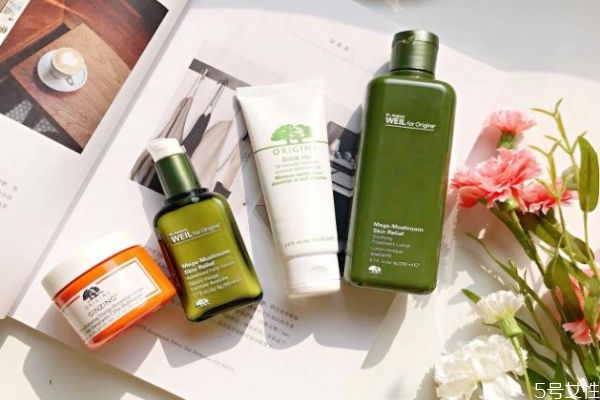 油性皮膚夏天適合用什么護膚品 最適合油皮夏天用的護膚品 油性皮膚夏天適合用什么護膚品 最適合油皮夏天用的護膚品