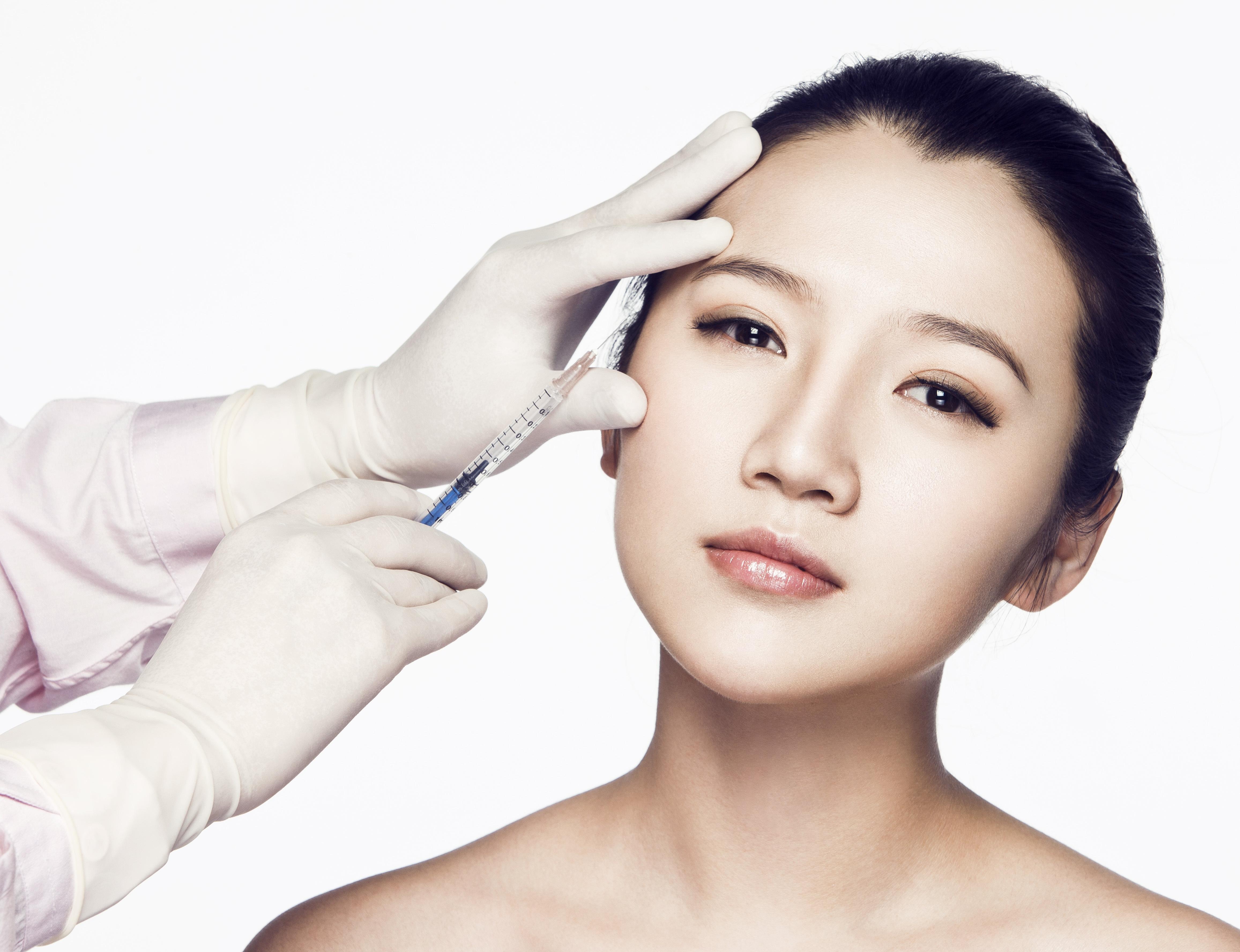 光纖溶脂腫脹起怎么護理 光纖溶脂術(shù)后的護理方法 光纖溶脂腫脹起怎么護理 光纖溶脂術(shù)后的護理方法