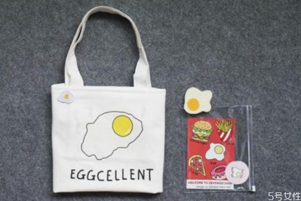 帆布包發(fā)黃怎么辦 帆布包發(fā)黃應(yīng)該怎么洗 帆布包發(fā)黃怎么辦 帆布包發(fā)黃應(yīng)該怎么洗