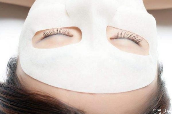 泡泡面膜多長時(shí)間用一次 用完泡泡面膜還要敷面膜嗎 泡泡面膜多長時(shí)間用一次 用完泡泡面膜還要敷面膜嗎