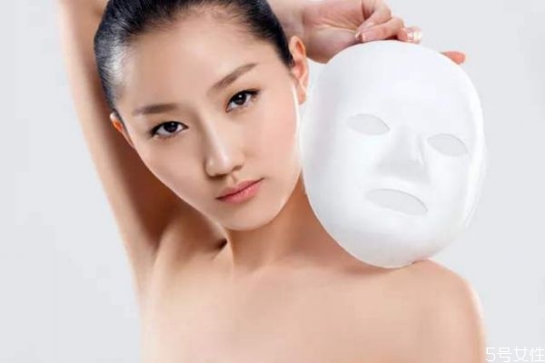 面膜揭下來后還能用嗎 面膜揭下來后還有精華怎么辦 面膜揭下來后還能用嗎 面膜揭下來后還有精華怎么辦