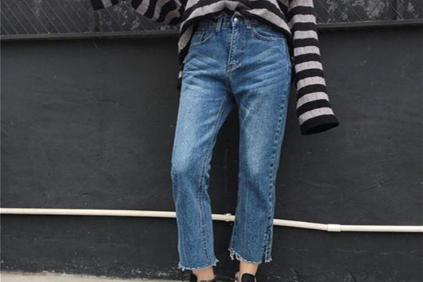 為什么穿直筒褲這么火 直筒褲有什么優(yōu)點 為什么穿直筒褲這么火 直筒褲有什么優(yōu)點