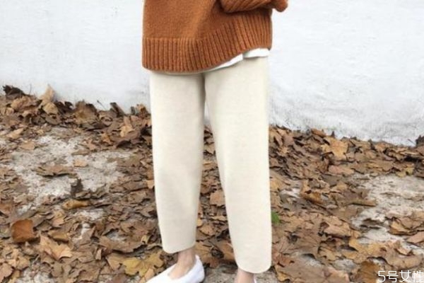 蘿卜褲和哈倫褲的不同 蘿卜褲和哈倫褲有什么區(qū)別 蘿卜褲和哈倫褲的不同 蘿卜褲和哈倫褲有什么區(qū)別