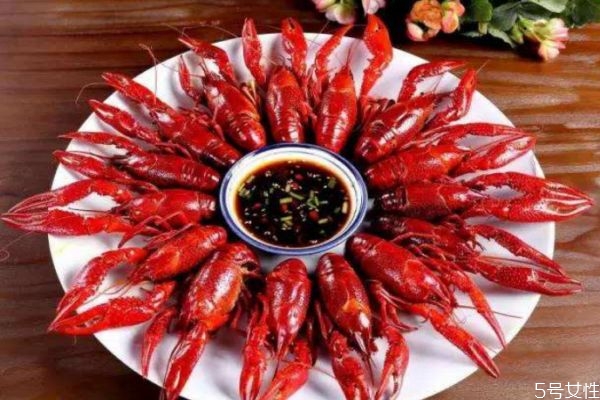 清蒸小龍蝦的蘸醬怎么做 清蒸小龍蝦的蘸醬簡(jiǎn)單做法 清蒸小龍蝦的蘸醬怎么做 清蒸小龍蝦的蘸醬簡(jiǎn)單做法