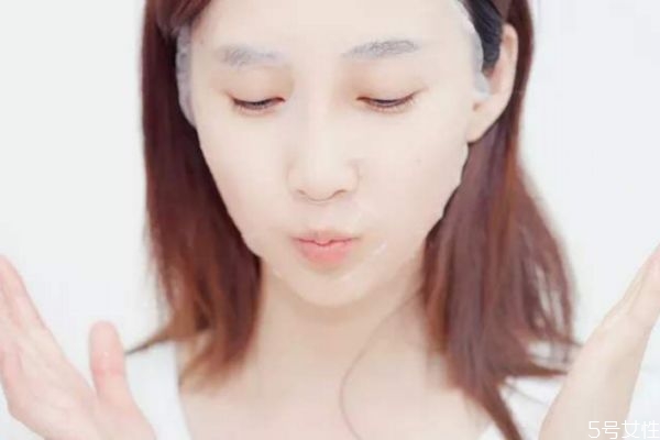 臉上長(zhǎng)皺紋怎么調(diào)理 面部皺紋怎么處理