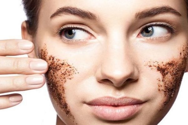 化完妝臉上搓泥怎么辦 化了妝為什么會搓泥 化完妝臉上搓泥怎么辦 化了妝為什么會搓泥