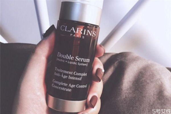 嬌韻詩雙萃精華適合什么膚質(zhì) 雙萃精華成分及功效 嬌韻詩雙萃精華適合什么膚質(zhì) 雙萃精華成分及功效