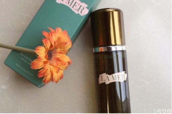 海藍之謎精粹水含酒精嗎 海藍之謎精粹水抗老嗎 海藍之謎精粹水含酒精嗎 海藍之謎精粹水抗老嗎