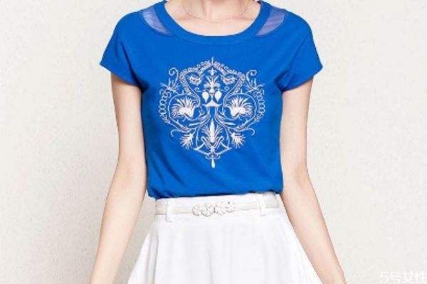 藍色短袖怎么搭配褲子 藍色短袖的搭配秘訣 藍色短袖怎么搭配褲子 藍色短袖的搭配秘訣