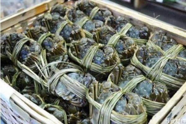 螃蟹應(yīng)該怎么清洗 怎么清洗螃蟹好 螃蟹應(yīng)該怎么清洗 怎么清洗螃蟹好