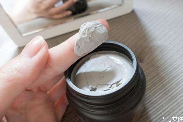 什么年紀可以用清潔面膜 清潔面膜適合年齡 什么年紀可以用清潔面膜 清潔面膜適合年齡