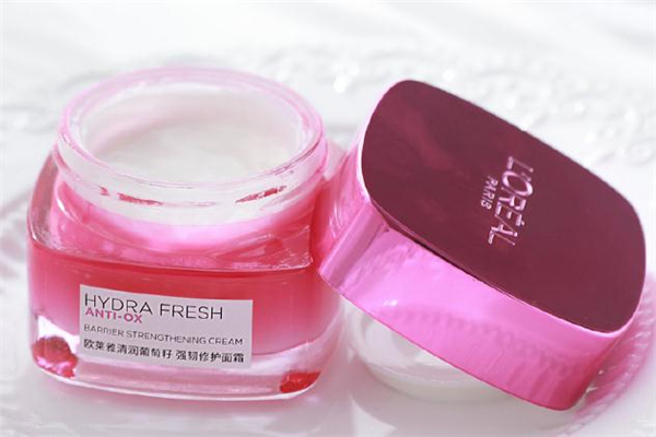 歐萊雅水繃帶面霜多少錢 歐萊雅水繃帶面霜使用方法 歐萊雅水繃帶面霜多少錢 歐萊雅水繃帶面霜使用方法