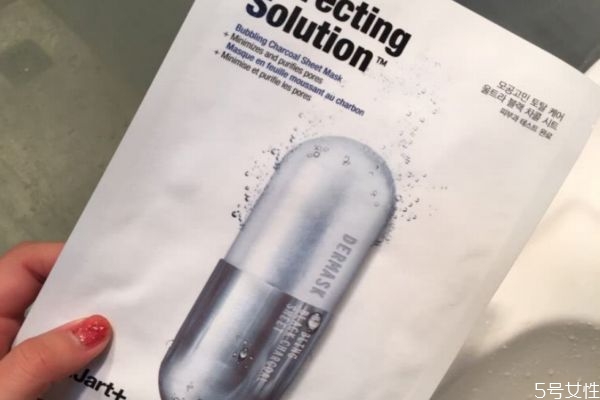 油性皮膚用什么清潔面膜好 油皮必備的清潔面膜 油性皮膚用什么清潔面膜好 油皮必備的清潔面膜