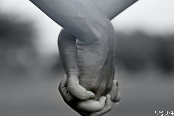 老公不愛(ài)回家的原因 男人不愛(ài)回家說(shuō)明什么