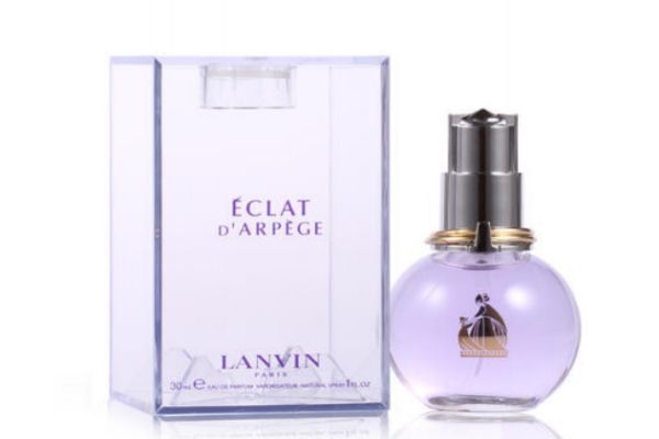 男士香水和女士香水的區(qū)別 男士香水和女士香水的不同 男士香水和女士香水的區(qū)別 男士香水和女士香水的不同