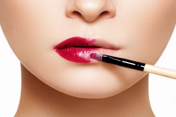 口紅過敏的原因有什么 為什么會(huì)口紅過敏 口紅過敏的原因有什么 為什么會(huì)口紅過敏