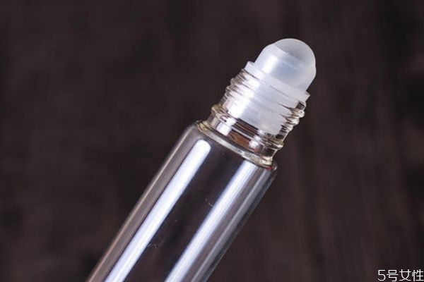 滾珠香水容易變質(zhì) 滾珠香水變質(zhì)容易嗎 滾珠香水容易變質(zhì) 滾珠香水變質(zhì)容易嗎