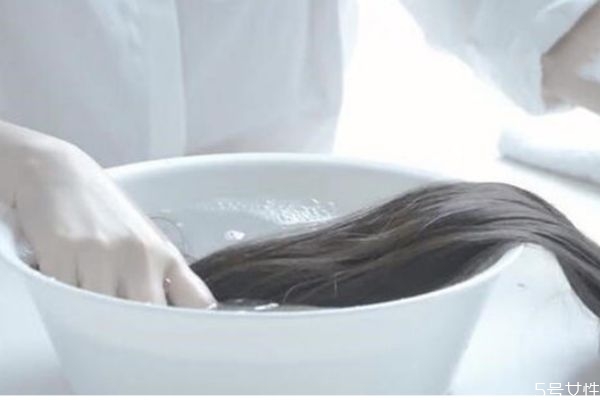 假發(fā)的尺寸怎么分的 假發(fā)的分類 假發(fā)的尺寸怎么分的 假發(fā)的分類