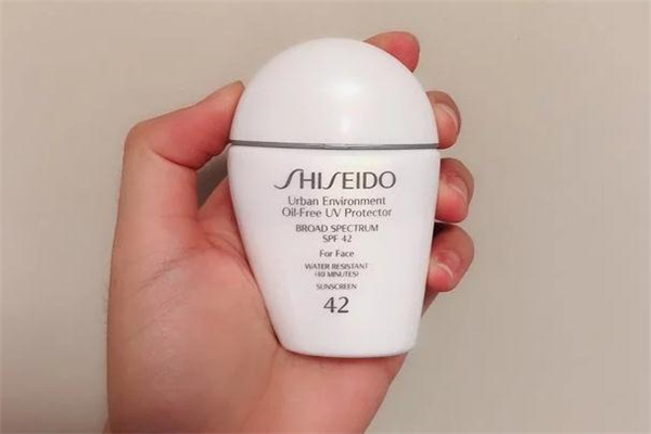 資生堂白胖子和藍(lán)胖子區(qū)別 資生堂白胖子防曬怎么樣 資生堂白胖子和藍(lán)胖子區(qū)別 資生堂白胖子防曬怎么樣