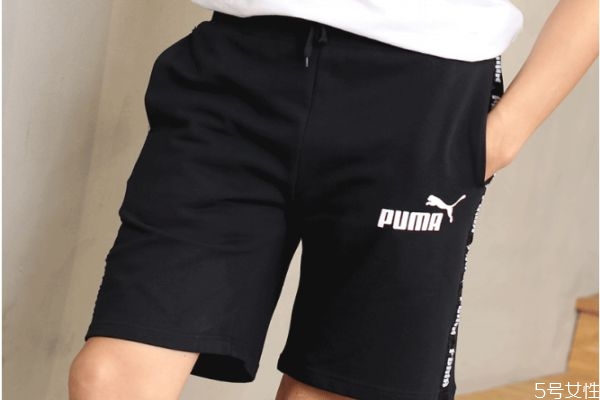 男生五分褲應該搭配 男生五分褲的搭配方法