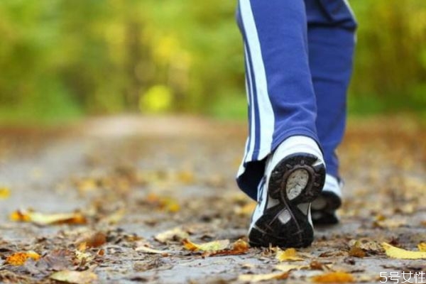 最適合女生減肥的時間段 什么時候女生減肥最有效 最適合女生減肥的時間段 什么時候女生減肥最有效