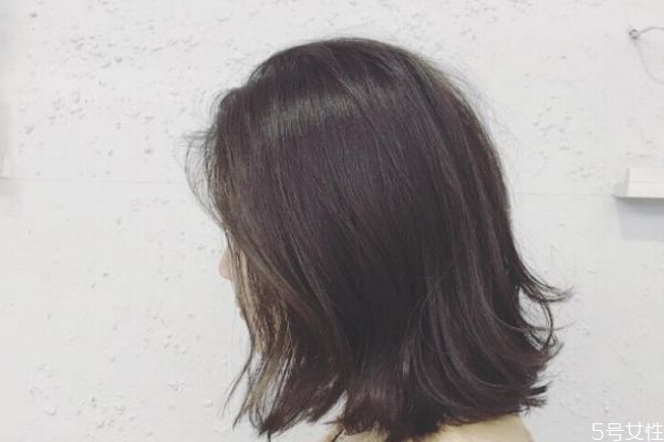 適合大學生的頭發(fā)顏色有什么 大學生可以染什么發(fā)色 適合大學生的頭發(fā)顏色有什么 大學生可以染什么發(fā)色