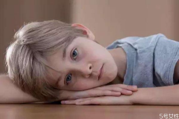 離異家庭的孩子的心理 離異家庭的孩子是怎么想的 離異家庭的孩子的心理 離異家庭的孩子是怎么想的