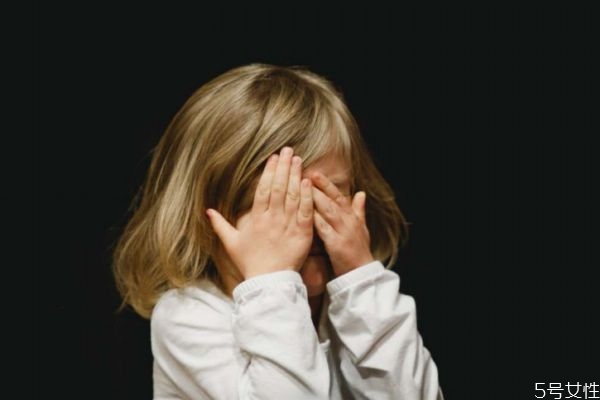 離婚后怎么照顧孩子的心理 怎么避免孩子遭受離異的傷害 離婚后怎么照顧孩子的心理 怎么避免孩子遭受離異的傷害