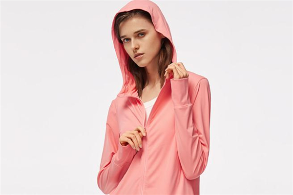 蕉下防曬衣透氣嗎 蕉下防曬衣好還是安美拉 蕉下防曬衣透氣嗎 蕉下防曬衣好還是安美拉