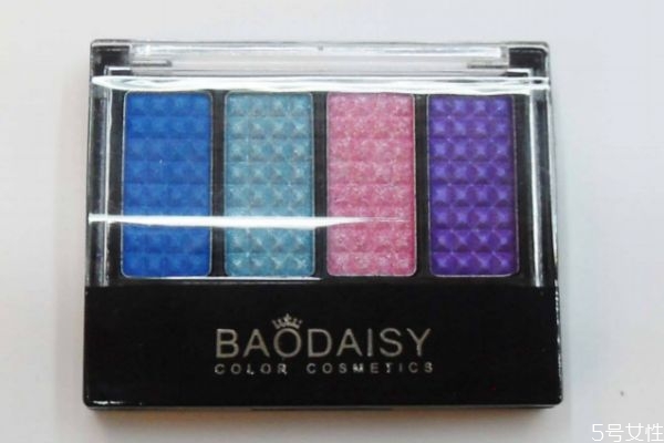 眼影是越顯色越好嗎 眼影暈染不顯色怎么辦 眼影是越顯色越好嗎 眼影暈染不顯色怎么辦