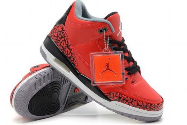 耐克喬丹和中國喬丹的區(qū)別 耐克喬丹和中國喬丹的不同 耐克喬丹和中國喬丹的區(qū)別 耐克喬丹和中國喬丹的不同