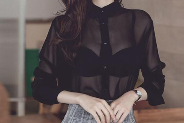 長(zhǎng)袖雪紡襯衫怎么搭配好看 長(zhǎng)袖雪紡襯衫的搭配技巧 長(zhǎng)袖雪紡襯衫怎么搭配好看 長(zhǎng)袖雪紡襯衫的搭配技巧